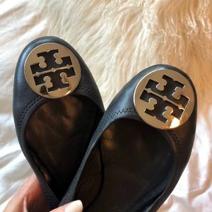 Tory Burch - Reva Logo Ballerina Flat, Black
